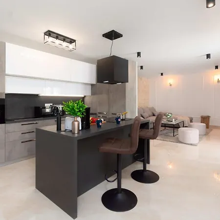 Holiday home Simone Designer, Modern And Heritage Mix, Umzaunt, Buro